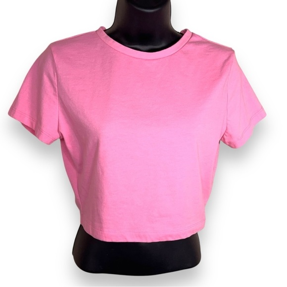 Large Juniors Wild Fable Fuchsia Barbie Pink Crop Top Short Sleeve Cotton Blend - Picture 1 of 10